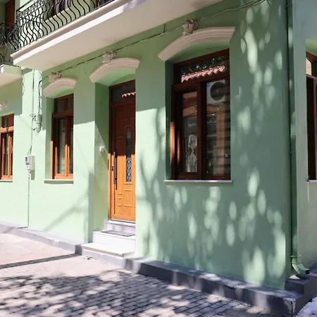 Cleos House Appartement *